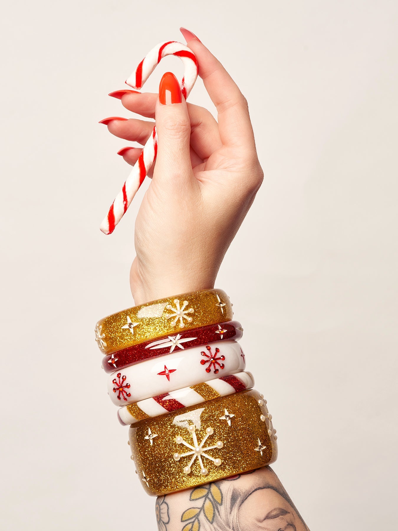 Midi White Snowflake Bangle