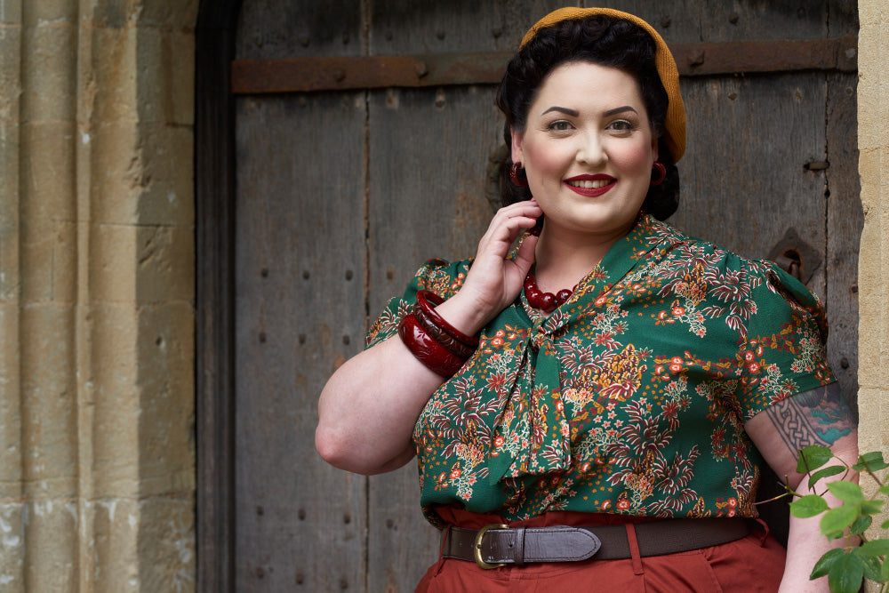 Wide Mulberry Fakelite Bangle