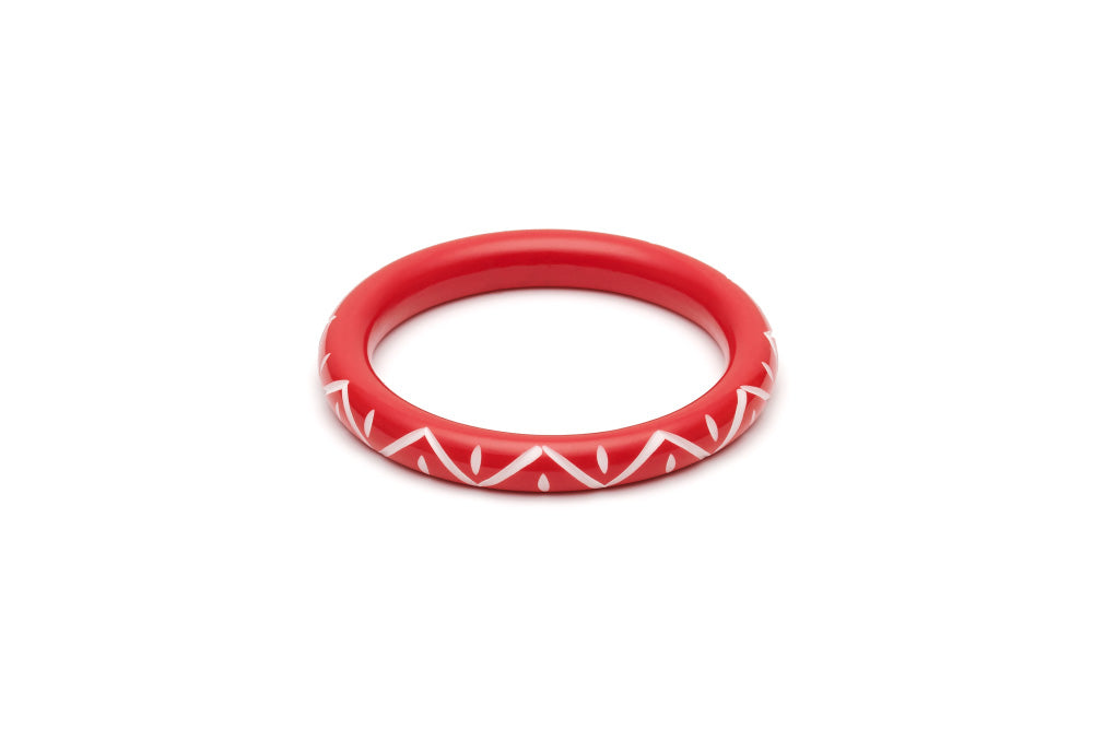 Splendette Narrow Lover Carved Bangle