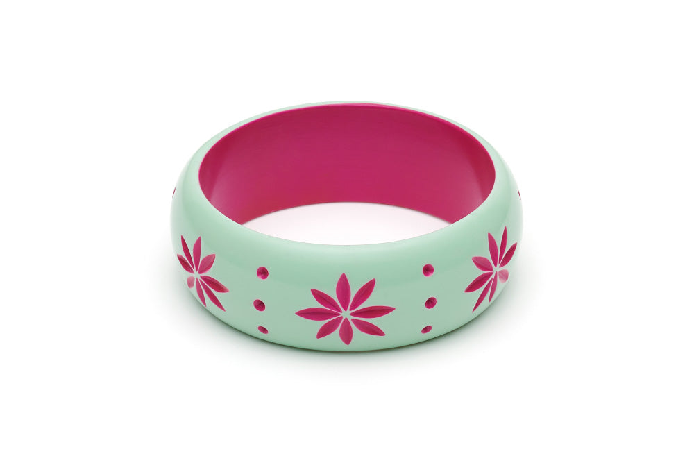 Splendette Wide Parrot Carved Bangle