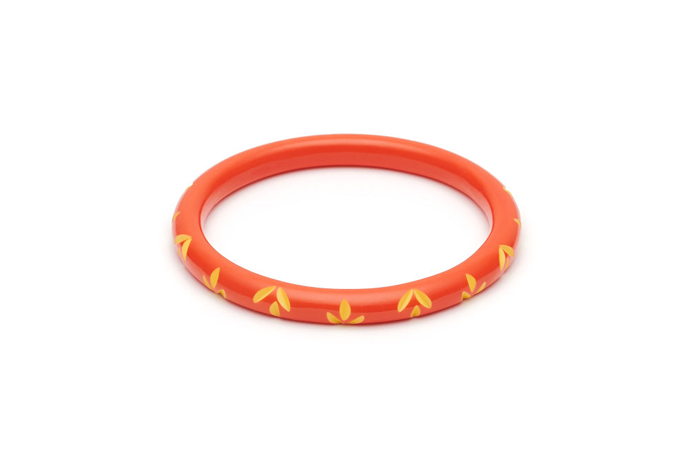 Splendette Narrow Sunset Carved Duchess Bangle