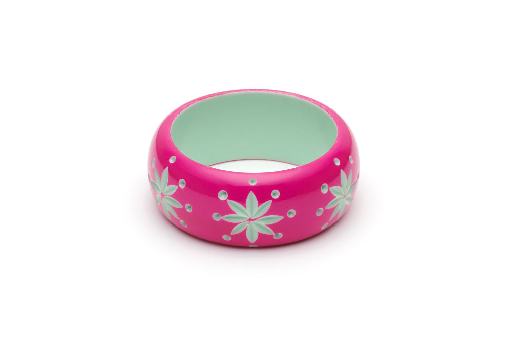Splendette Wide Flamingo Carved Maiden Bangle