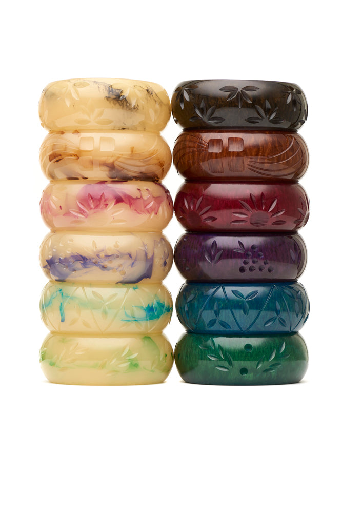 Wide Night Crème Fakelite Bangle
