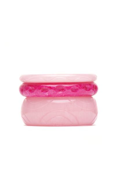 1950s Style Bangle Stack in Peach and Pink Fakelite