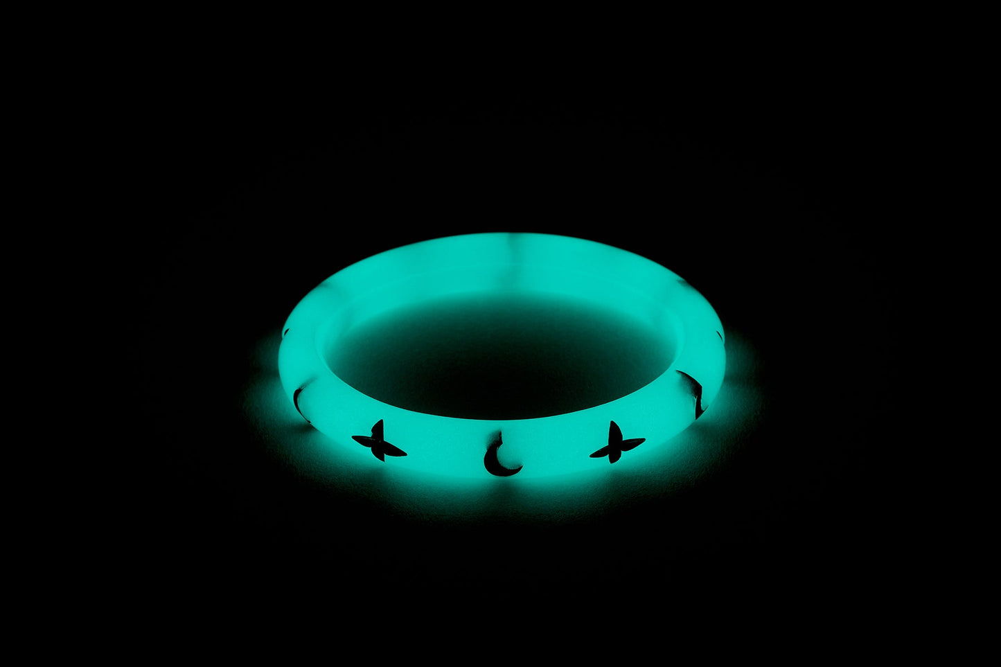 Narrow Spirit Moon Maiden Bangle