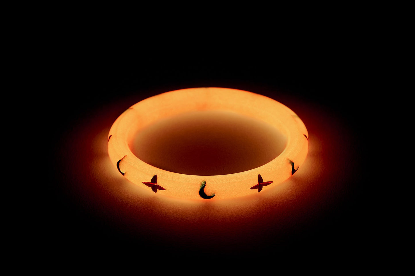 Narrow Blood Moon Bangle