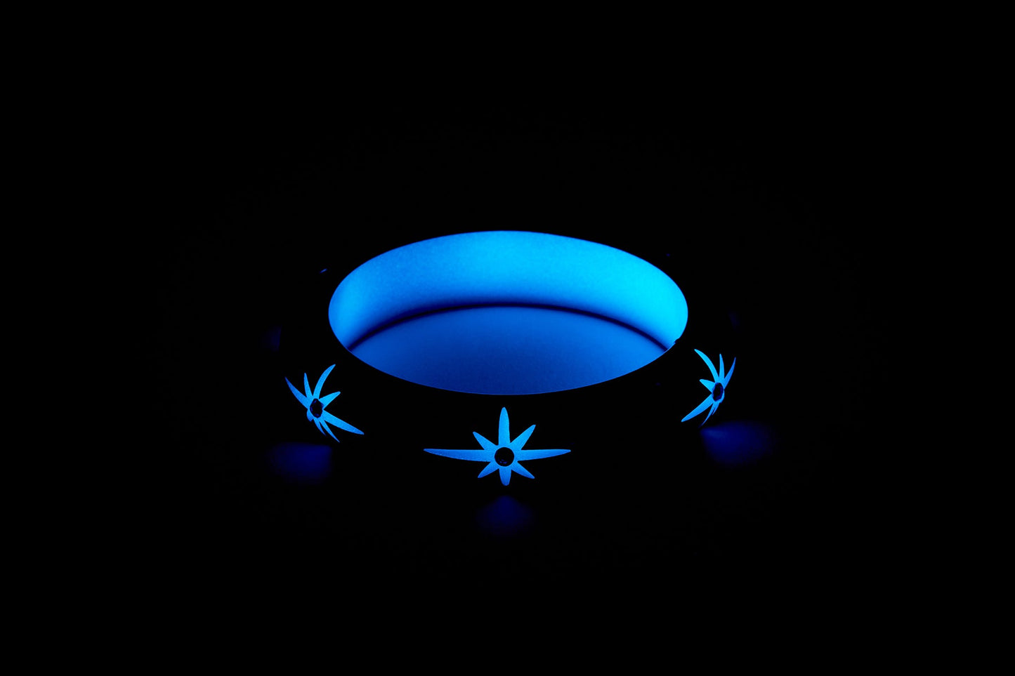 Midi Black Wolf Maiden Bangle