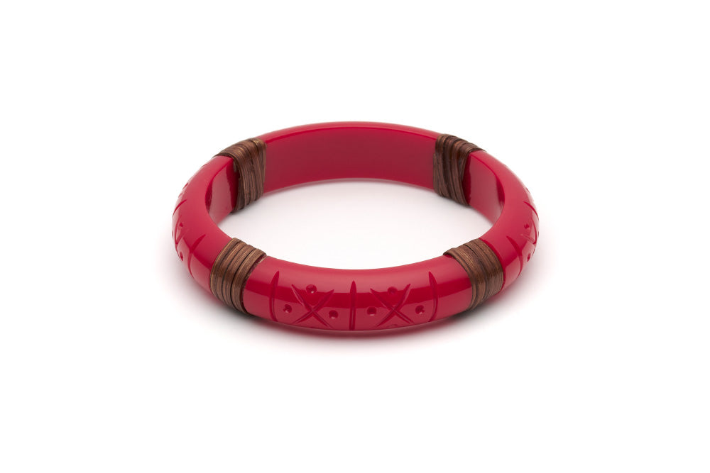 Splendette vintage inspired 1940s 1950s tropical style carved red fakelite Midi Rosella Mid Cane Bangle in larger Duchess size