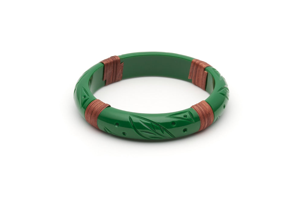 Splendette vintage inspired 1940s 1950s Bakelite style carved green fakelite Midi Parakeet Mid Cane Bangle in larger Duchess size