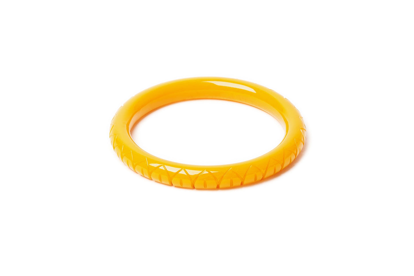 Splendette vintage inspired 1930s style carved yellow Narrow Sand Fakelite Bangle