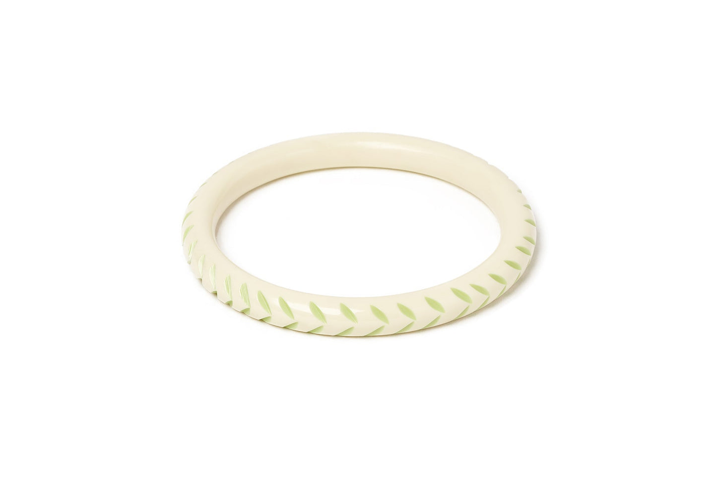 Splendette vintage inspired 1940s Bakelite style carved pastel green fakelite larger size Narrow Rowan Cream Duchess Bangle