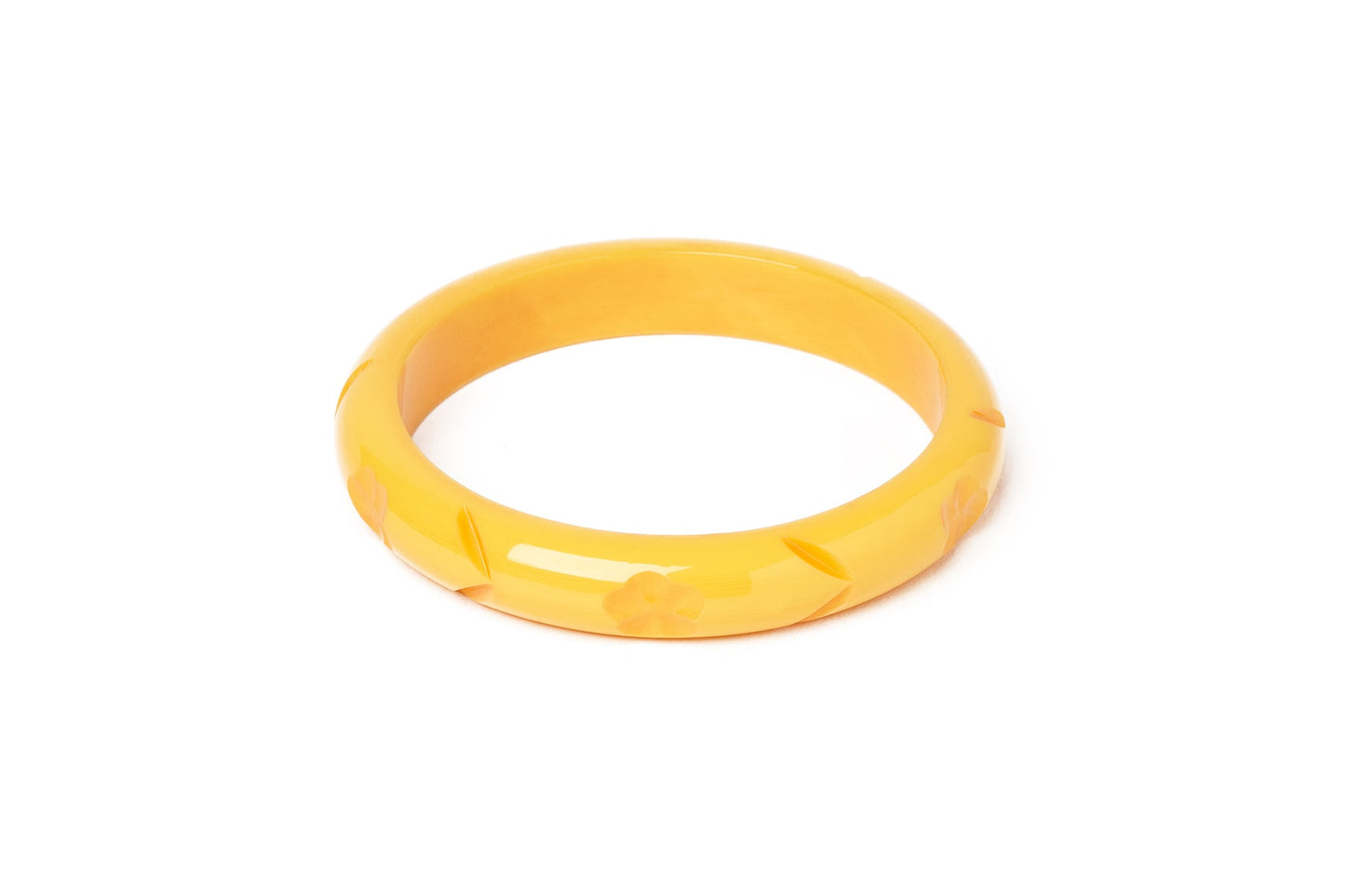 Splendette vintage inspired 1940s style carved yellow pastel fakelite larger size Midi Primrose Duchess Bangle