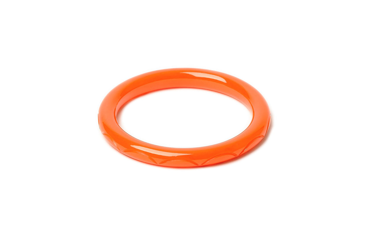Splendette vintage inspired 1940s style carved orange Narrow Paprika Fakelite Bangle