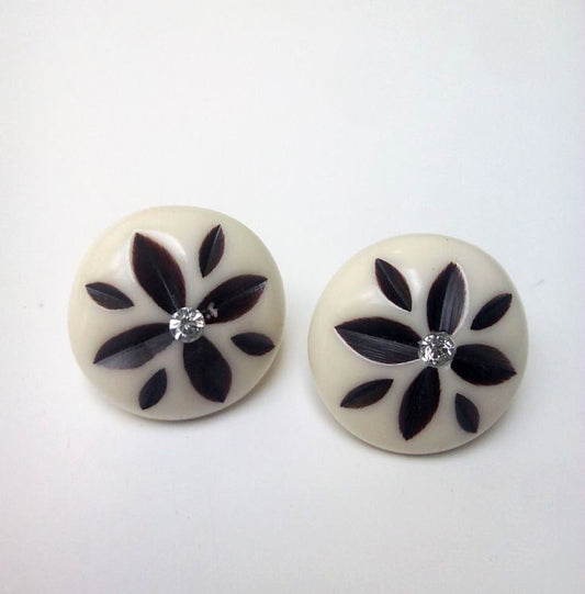 Ivory Carved Star Earrings