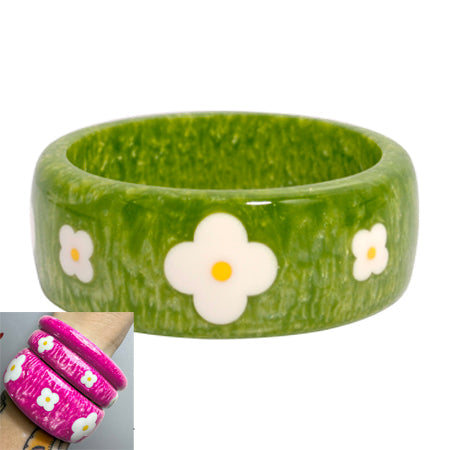 Wide Pink Daisies Bangle Medium Classi c