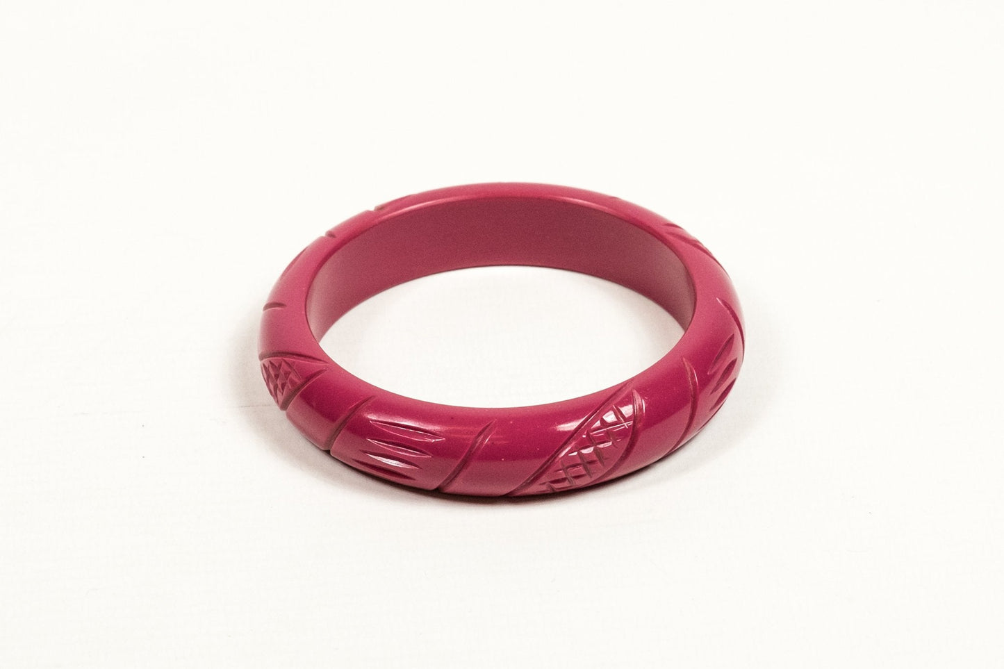 Deep Fuchsia Midi Fakelite Bangle