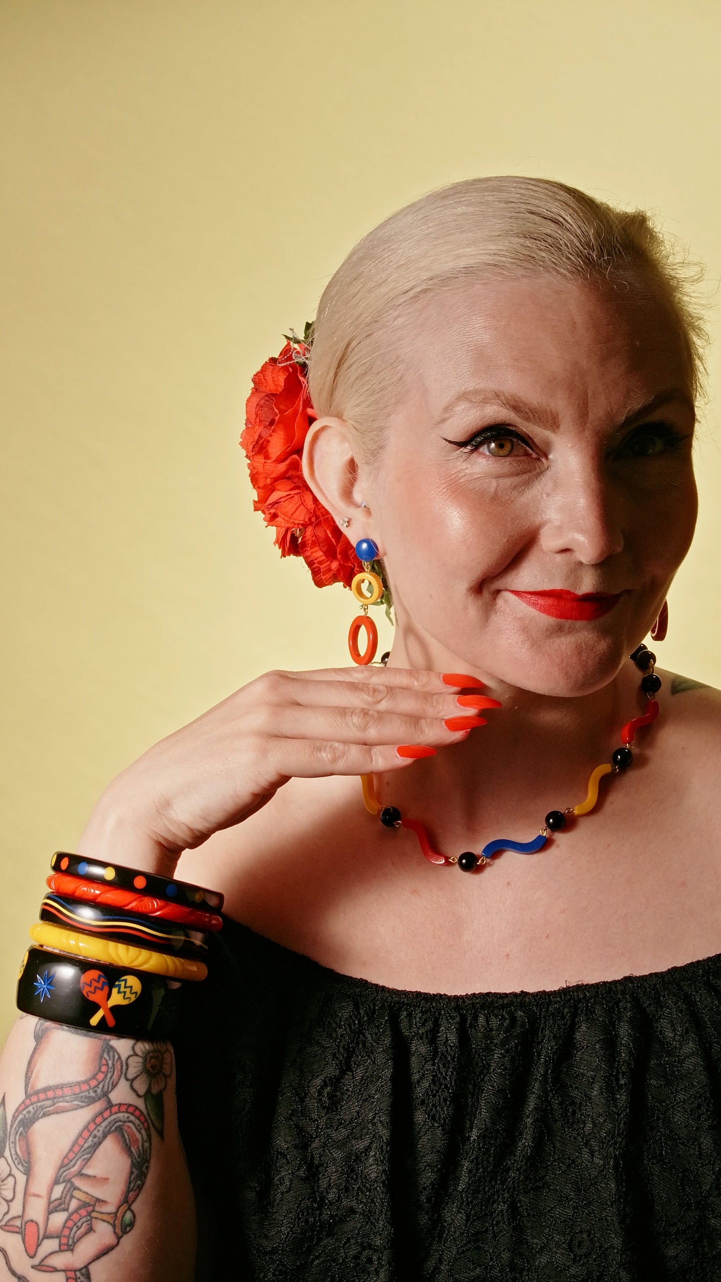 Wide Maracas Bangle Black