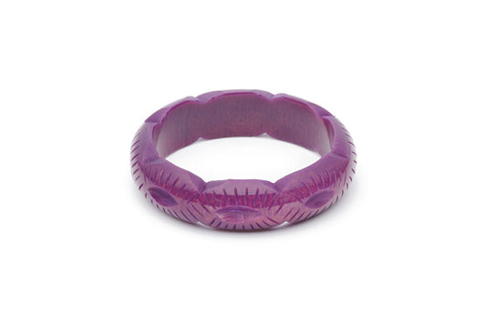 Splendette vintage inspired 1940s style carved purple Midi Golden Plum Fakelite Bangle in Classic size