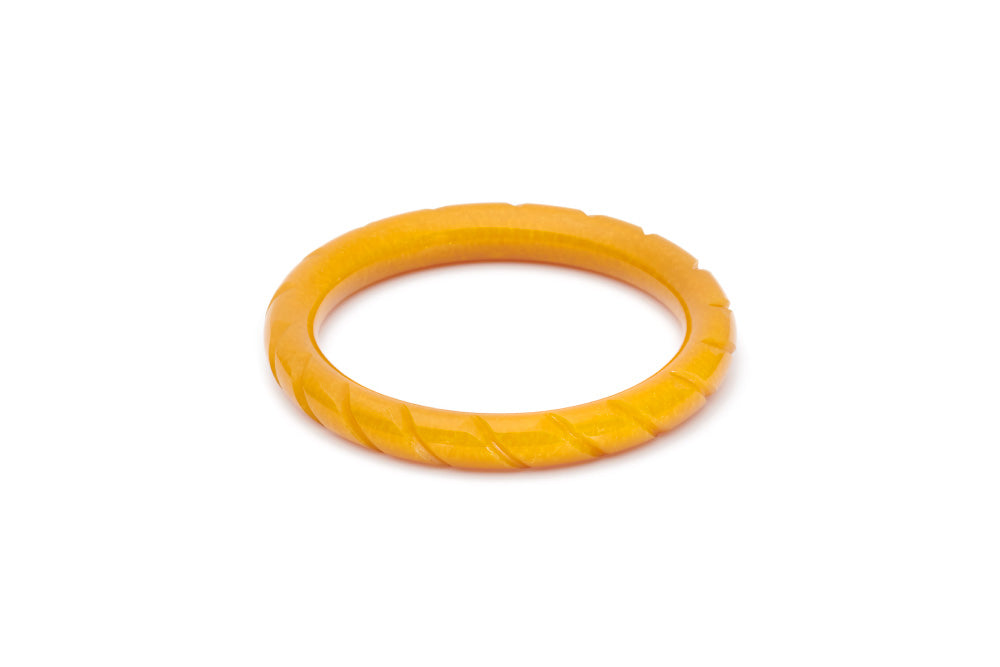 Splendette vintage inspired 1940s style carved yellow Narrow Golden Mustard Fakelite Bangle in Classic size