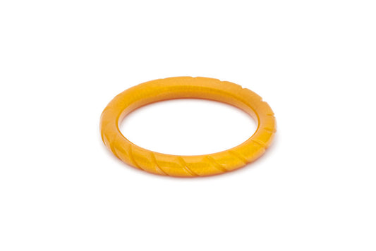 Splendette vintage inspired 1940s style carved yellow Narrow Golden Mustard Fakelite Bangle in Classic size