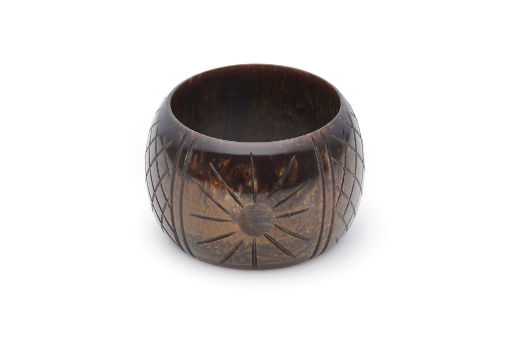 Splendette vintage inspired 1940s style carved brown Chunky Golden Espresso Fakelite Bangle in Maiden size