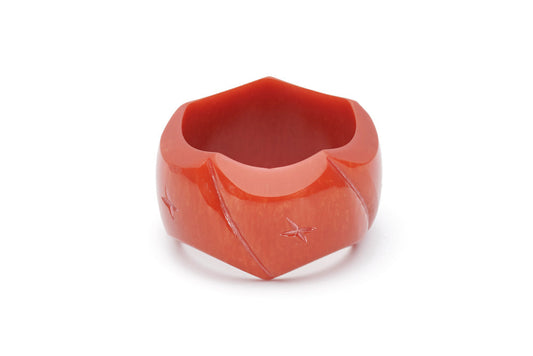 Splendette vintage inspired 1940s style carved orange Chunky Golden Amber Fakelite Bangle in Maiden size