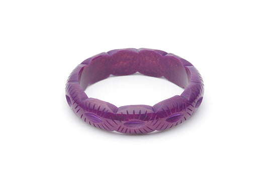 Splendette vintage inspired 1940s style carved purple Midi Golden Plum Fakelite Bangle in Duchess size