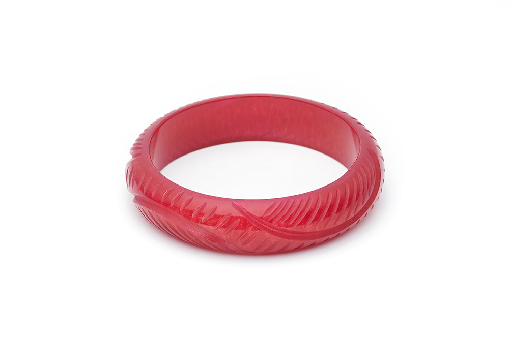 Splendette vintage inspired 1940s style carved red Midi Golden Bordeaux Fakelite Bangle in Duchess size