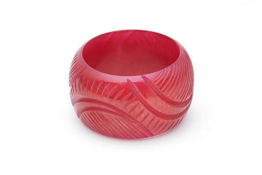 Splendette vintage inspired 1940s style carved red Chunky Golden Bordeaux Fakelite Bangle