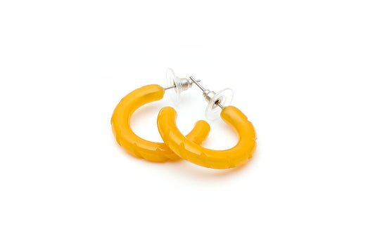 Splendette vintage inspired 1940s style carved yellow Golden Mustard Fakelite Hoop Earrings
