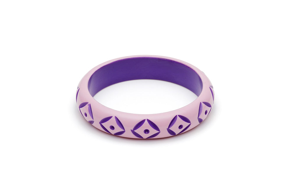 Midi Clematis Carved Bangle