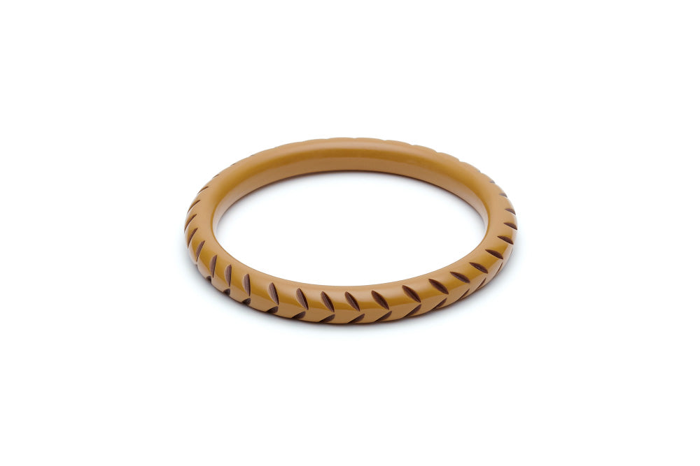 Splendette Narrow Almond Carved Bangle