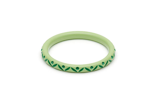 Splendette Narrow Spring Carved Bangle