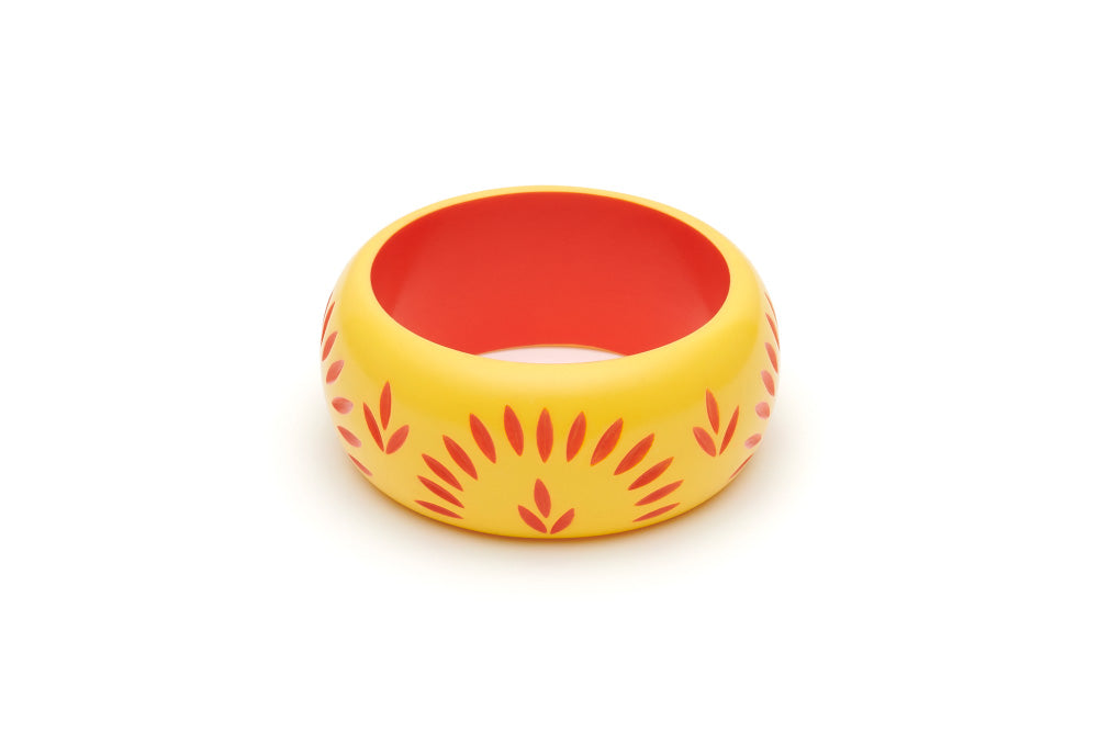 Splendette Wide Sunrise Carved Bangle