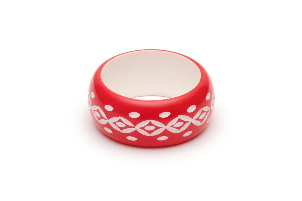 Splendette Wide Lover Carved Maiden Bangle