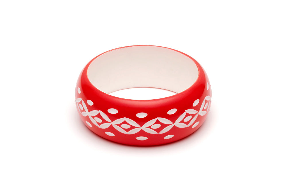 Splendette Wide Lover Carved Bangle