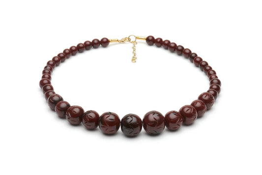 Fakelite bead necklace in mouse