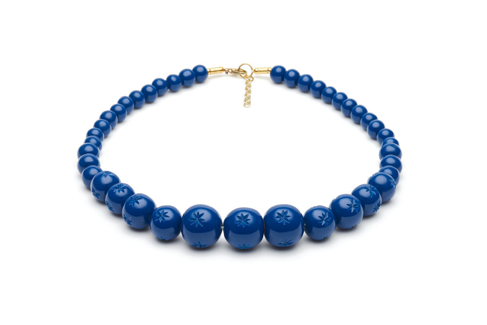 Retro style bead necklace in twilight