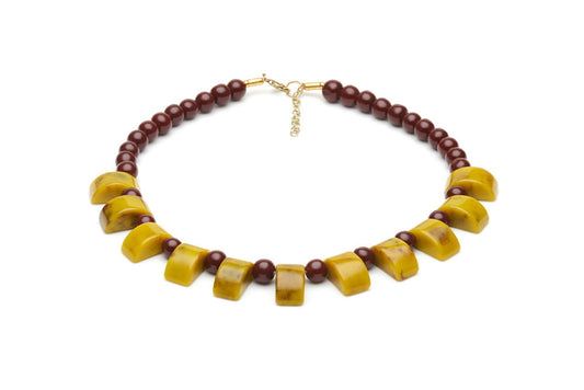 Handmade style curve bead necklace in catkin