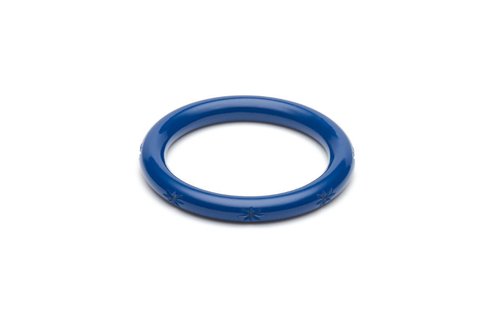 Retro style narrow maiden bangle in twilight