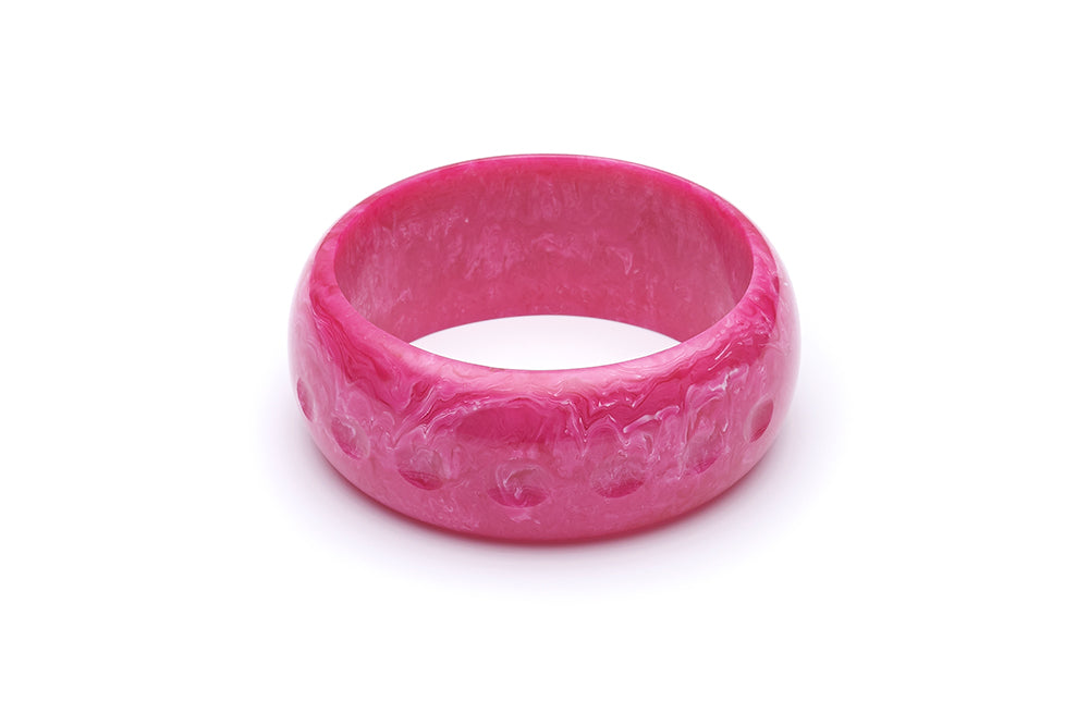1950s Style Bangle in Wide Candy Pink