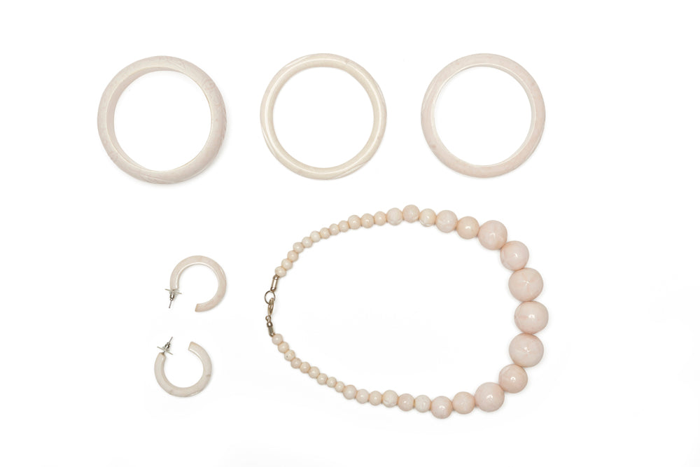 Daisy White Fakelite Hoop Earrings
