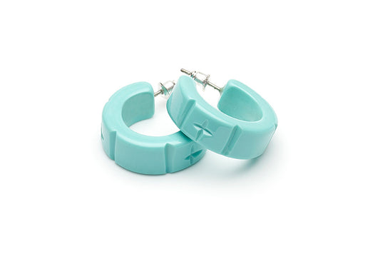 1940s style humanitea turquoise heavy carve hoop earrings