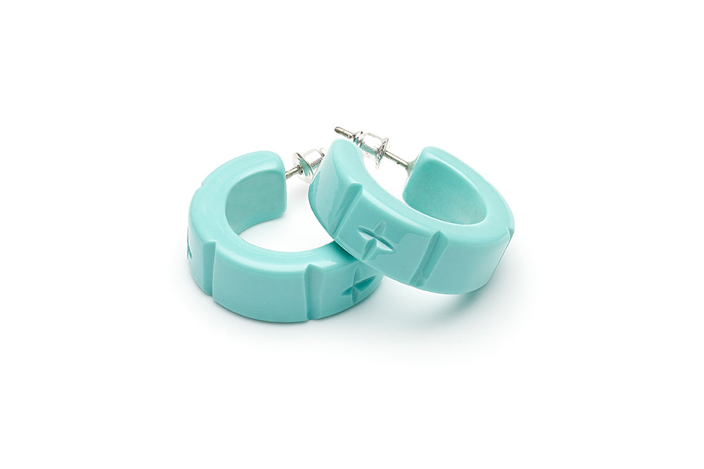 1940s style humanitea turquoise heavy carve hoop earrings