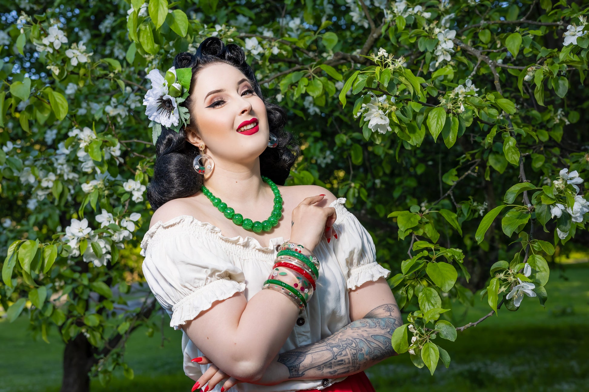 Splendette vintage inspired 1940s Bakelite style rockabilly red Cherries jewellery worn by pin up model