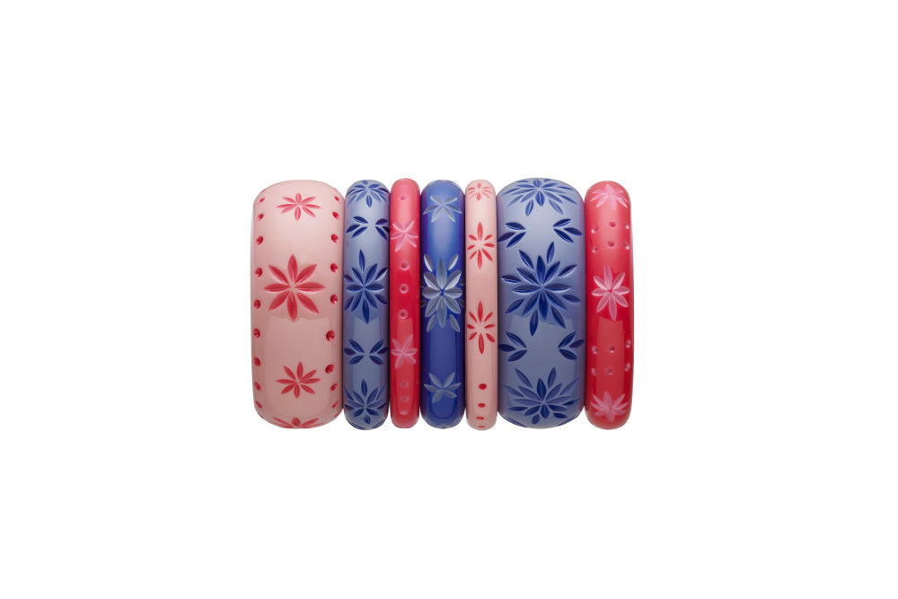 Splendette vintage inspired 1950s style carved Duotone fakelite bangle stack with pink Raspberry & Ripple, and blue Cornflower & Forget-Me-Not