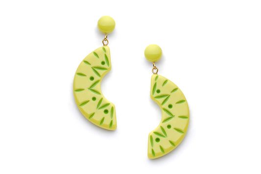 Splendette vintage inspired 1950s style Spring 2021 bright green Duotone fakelite Zest Carved Drop Earrings