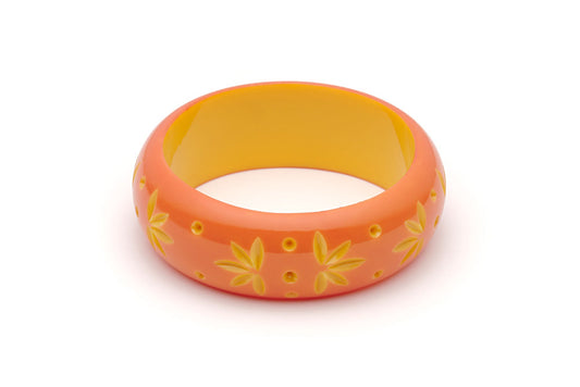 Splendette vintage inspired 1950s Bakelite style peachy orange Duotone fakelite Wide Freesia Carved Bangle in Duchess size