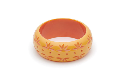 Splendette vintage inspired 1950s Bakelite style peachy yellow Duotone fakelite Wide Honeysuckle Carved Bangle in Classic size