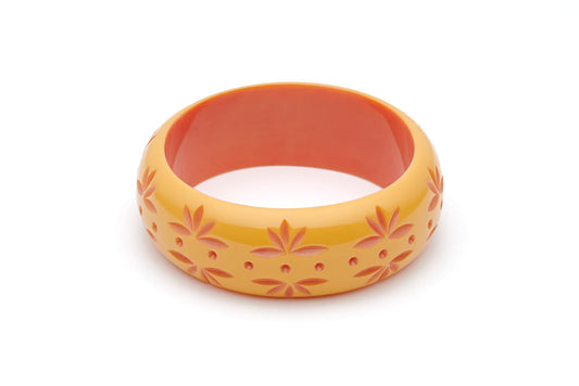 Splendette vintage inspired 1950s Bakelite style peachy yellow Duotone fakelite Wide Honeysuckle Carved Bangle in Duchess size